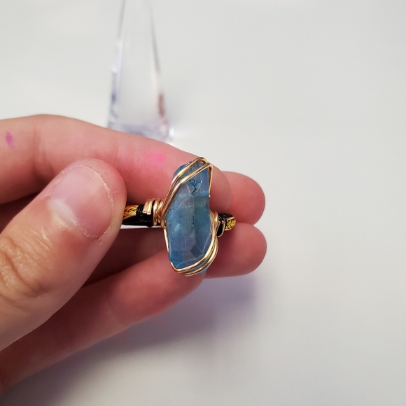 "Frost magic" Blue Crystal Handmade Wire Wrap Ring Size 8.5 - Picture 6 of 8